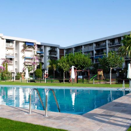 Agaro Cambrils Apartments Bagian luar foto