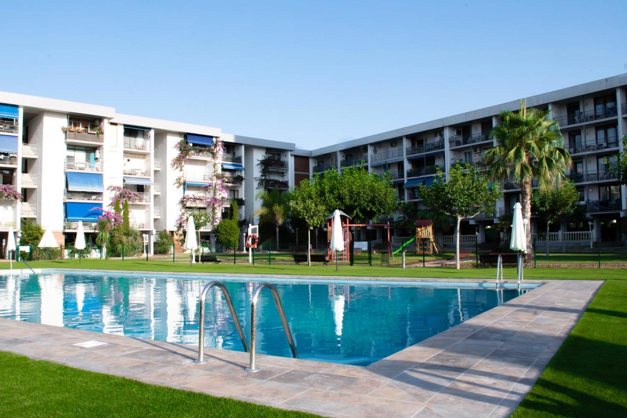 Agaro Cambrils Apartments Bagian luar foto